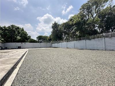 Casa de 5 alcobas en venta en Ciudad Jardin, Cali, 700 m² · foto 13 de 16