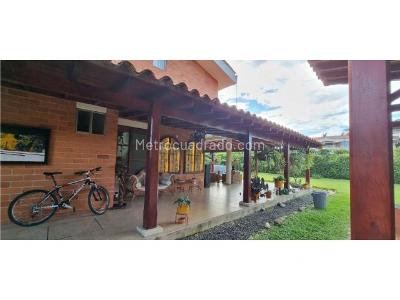 Casa de 5 alcobas en venta en Pance, Cali, 1070 m² · foto 3 de 20