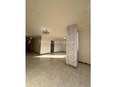 Apartamento en venta en Versalles, Cali · foto 3 de 18