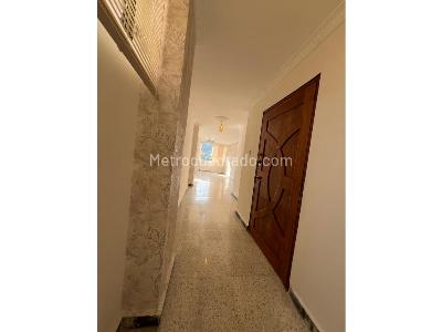 Apartamento en venta en Versalles, Cali · foto 4 de 18