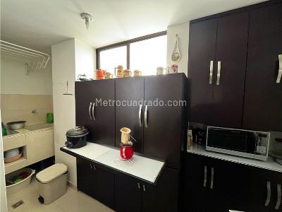 Apartamento en venta en El Refugio, Cali · foto 5 de 14