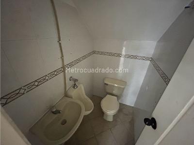 Casa de 3 alcobas en venta en Villacolombia, Cali, 406 m² · foto 4 de 19