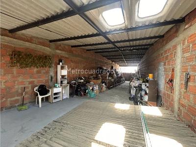 Casa de 3 alcobas en venta en Villacolombia, Cali, 406 m² · foto 17 de 19