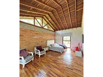 Casa de 5 alcobas en venta en La Doctora, Sabaneta · foto 6 de 11