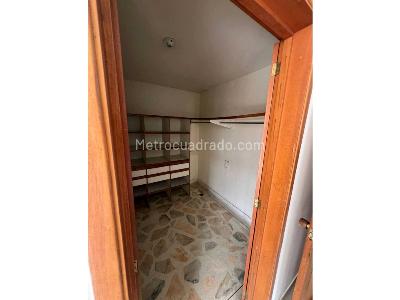 Apartamento de 3 alcobas en venta en Normandia, Cali, 250 m² · foto 6 de 18