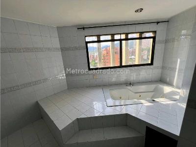 Apartamento de 3 alcobas en venta en Normandia, Cali, 250 m² · foto 16 de 18