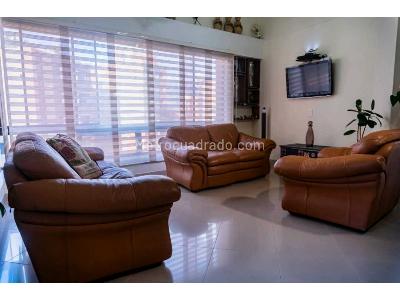 Apartamento en venta en Laureles, Medellín · foto 3 de 12