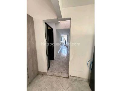 Casa de 4 alcobas en venta en Occidente, Medellín, 702 m² · foto 2 de 20