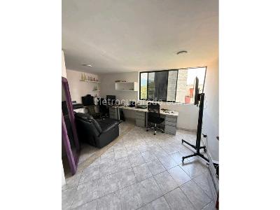 Casa de 4 alcobas en venta en Occidente, Medellín, 702 m² · foto 9 de 20