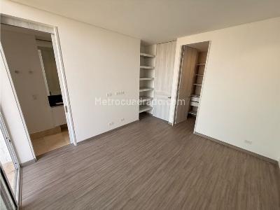 Apartamento de 3 alcobas en venta en Bellavista, Cali, 187 m² · foto 20 de 20