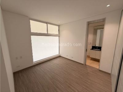 Apartamento de 3 alcobas en venta en Bellavista, Cali, 187 m² · foto 10 de 20