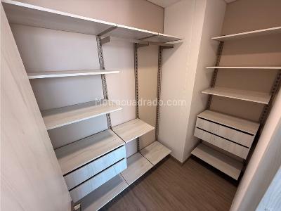 Apartamento de 3 alcobas en venta en Bellavista, Cali, 187 m² · foto 16 de 20