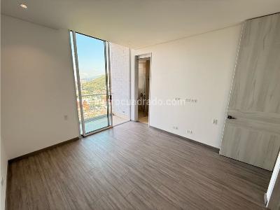 Apartamento de 3 alcobas en venta en Bellavista, Cali, 187 m² · foto 17 de 20