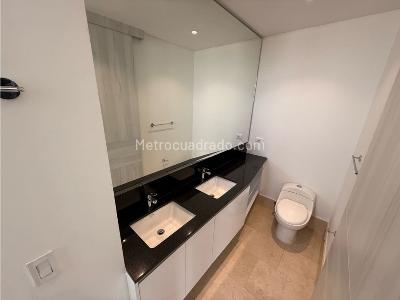 Apartamento de 3 alcobas en venta en Bellavista, Cali, 187 m² · foto 19 de 20