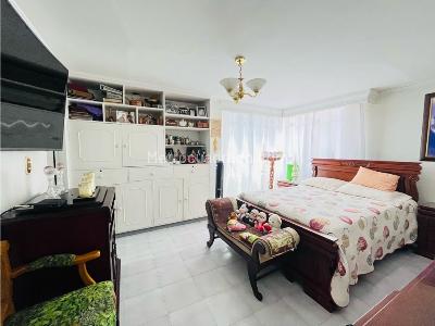 Apartamento de 4 alcobas en venta en Laureles, Medellín, 112 m² · foto 7 de 15