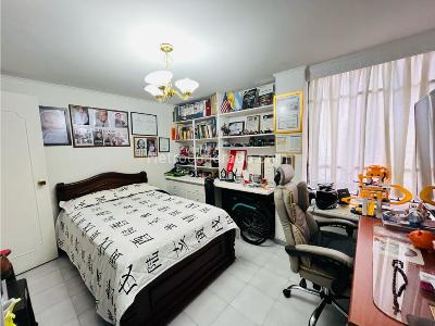 Apartamento de 4 alcobas en venta en Laureles, Medellín, 112 m² · foto 11 de 15