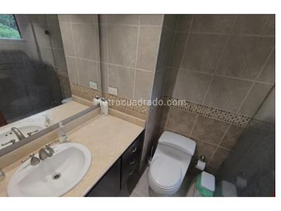 Apartamento de 3 alcobas en venta en El Poblado, Medellín, 140 m² · foto 18 de 20