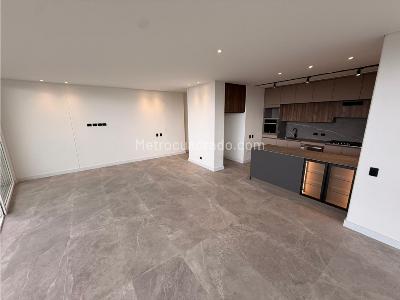 Apartamento de 3 alcobas en venta en Santa Monica Residencial, Cali, 161 m² · foto 18 de 20