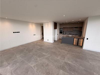 Apartamento de 4 alcobas en venta en Santa Monica Residencial, Cali, 182 m² · foto 18 de 20