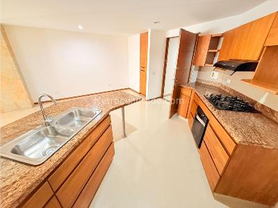 Apartamento de 2 alcobas en venta en Aves Maria, Sabaneta, 111 m² · foto 2 de 20