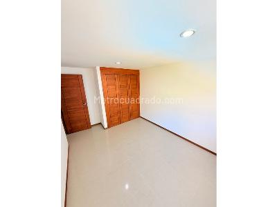 Apartamento de 2 alcobas en venta en Aves Maria, Sabaneta, 111 m² · foto 11 de 20