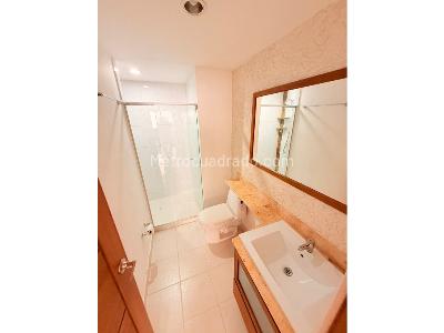 Apartamento de 2 alcobas en venta en Aves Maria, Sabaneta, 111 m² · foto 12 de 20