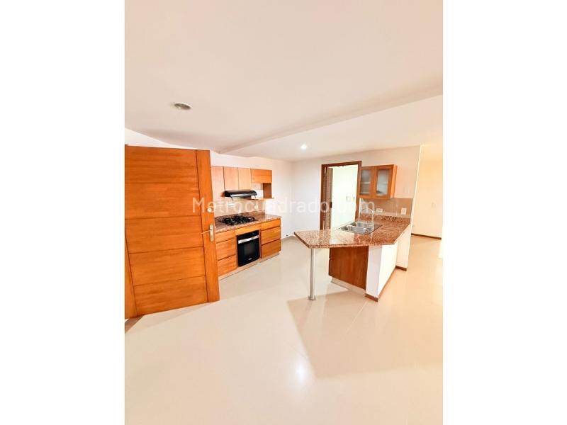 Piso – Sabaneta, San Isidro - Vista 2
