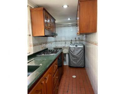 Apartamento de 3 alcobas en venta en El Dorado, Cali, 75 m² · foto 2 de 11