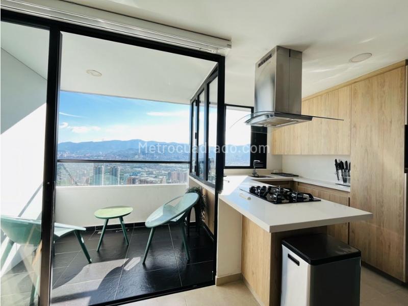 Piso – Medellín - Más
