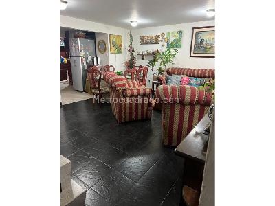 Casa de 4 alcobas en venta en Laureles, Armenia, 210 m² · foto 3 de 14