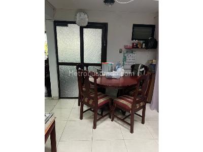 Casa de 4 alcobas en venta en Laureles, Armenia, 210 m² · foto 5 de 14