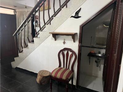 Casa de 4 alcobas en venta en Laureles, Armenia, 210 m² · foto 11 de 14