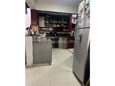 Casa de 4 alcobas en venta en Laureles, Armenia, 210 m² · foto 13 de 14