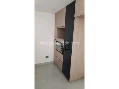 Apartamento de 3 alcobas en venta en Laureles, Medellín, 220 m² · foto 2 de 20