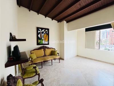 Apartamento de 4 alcobas en venta en Laureles, Medellín, 113 m² · foto 2 de 20
