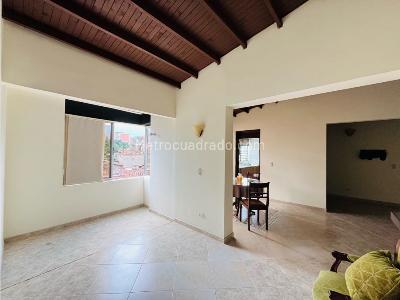 Apartamento de 4 alcobas en venta en Laureles, Medellín, 113 m² · foto 4 de 20