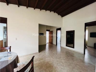 Apartamento de 4 alcobas en venta en Laureles, Medellín, 113 m² · foto 8 de 20
