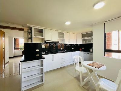 Apartamento en venta en El Poblado, Medellín · foto 5 de 20