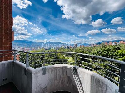 Apartamento en venta en El Poblado, Medellín · foto 9 de 20