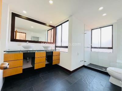Apartamento en venta en El Poblado, Medellín · foto 18 de 20