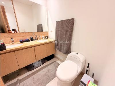 Apartamento de 3 alcobas en venta en Santa Monica Residencial, Cali, 146 m² · foto 18 de 18