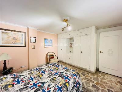 Apartamento de 4 alcobas en venta en Laureles, Medellín, 203 m² · foto 17 de 20