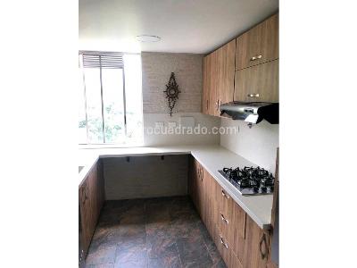 Apartamento en venta en Los Colores, Medellín · foto 2 de 20
