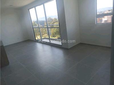Apartamento en venta en Los Colores, Medellín · foto 7 de 20