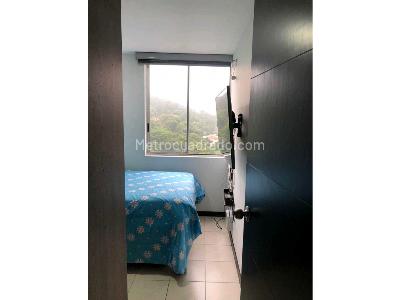 Apartamento en venta en Los Colores, Medellín · foto 9 de 20