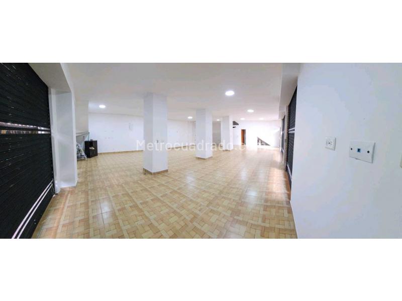 Local Comercial en Arriendo, Occidente Calasanz, Medellín - Vista 2