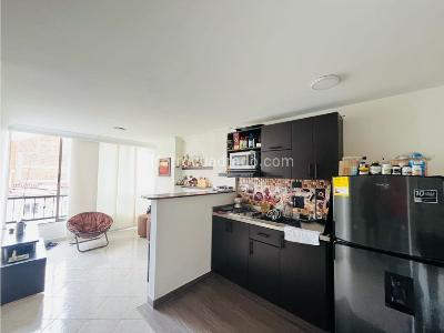 Apartamento en venta en Occidente, Medellín · foto 2 de 15