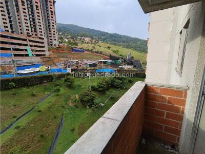 Apartamento de 3 alcobas en venta en Occidente, Medellín, 55 m² · foto 5 de 14