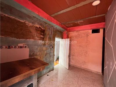 Casa de 5 alcobas en venta en Buenos Aires, Medellín, 256 m² · foto 6 de 15