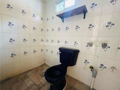 Casa de 5 alcobas en venta en Buenos Aires, Medellín, 256 m² · foto 13 de 15
